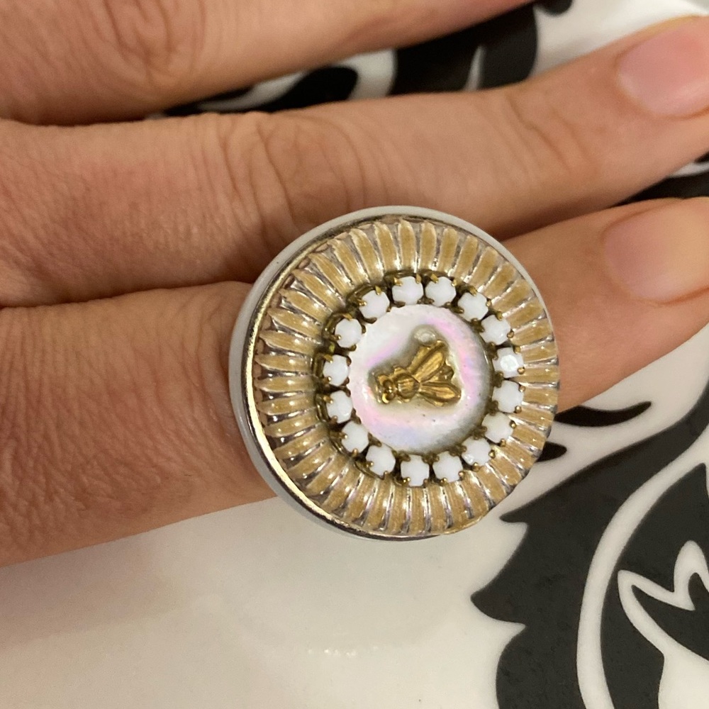 Unique Statement Fashion Bee Ring - image 7